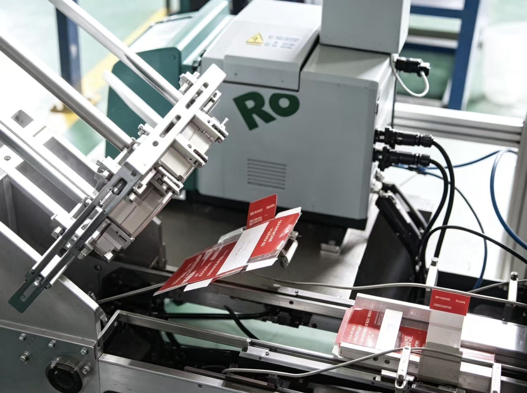 100 Multifunction Automatic Carton Packing Machine（Battery cartoning Machine）